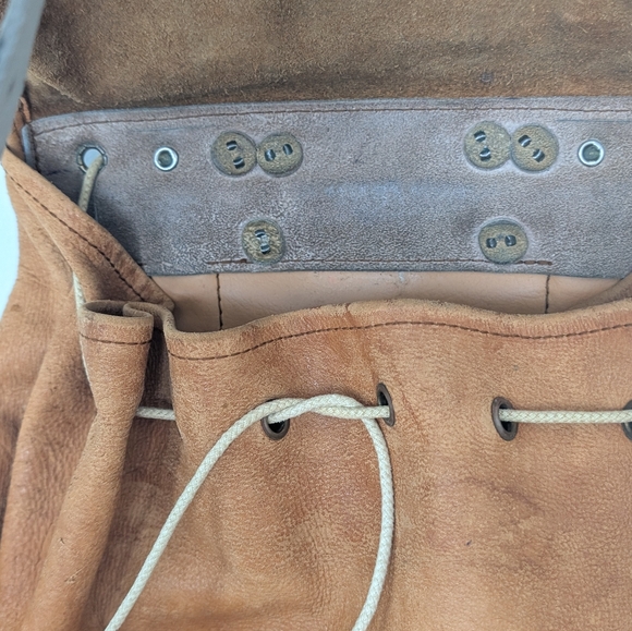 Vintage Beckman Style Rucksack Brown Leather Backpack - Picture 7 of 16